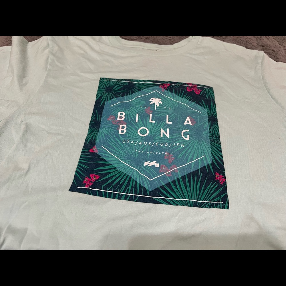 Two men’s billabong T-shirts